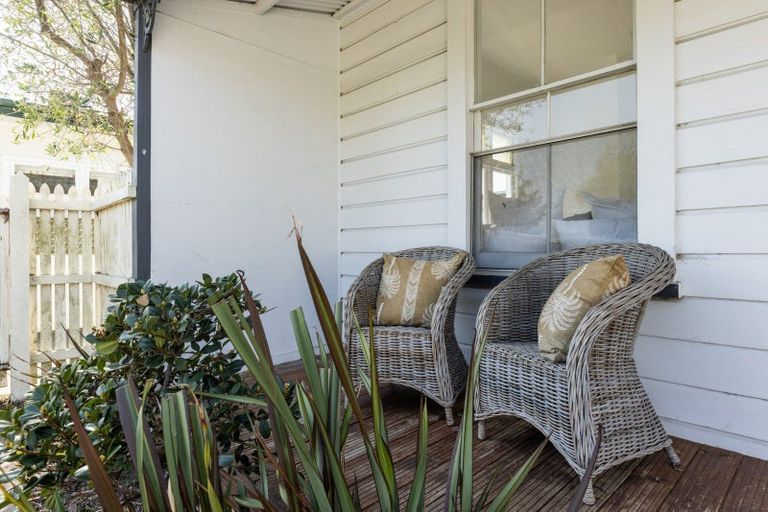 Photo of property in 255 Taradale Road, Pirimai, Napier, 4112