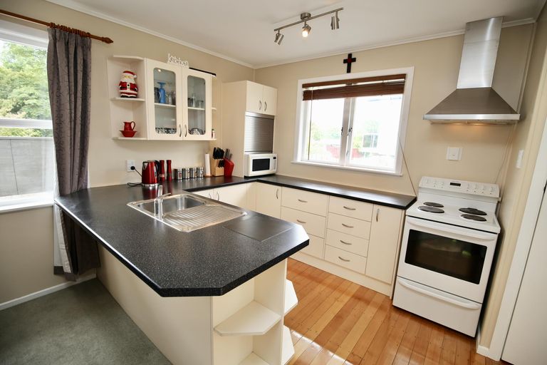 Photo of property in 65 Ranui Street, Dinsdale, Hamilton, 3204