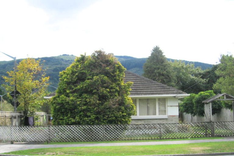 Photo of property in 12b Kiln Street, Silverstream, Upper Hutt, 5019
