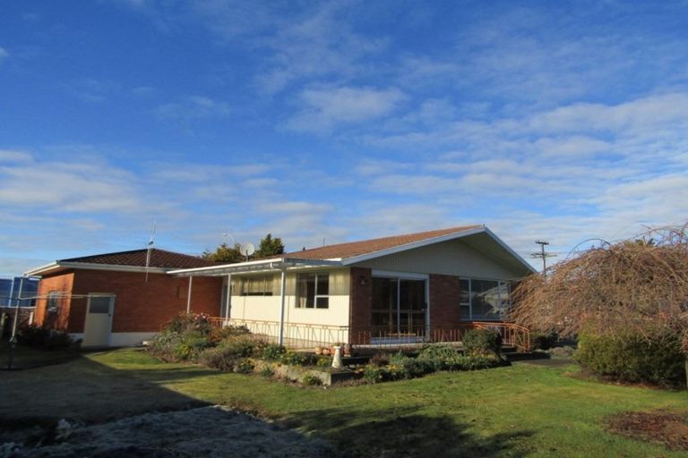 Photo of property in 12 George Street, Waimate, 7924