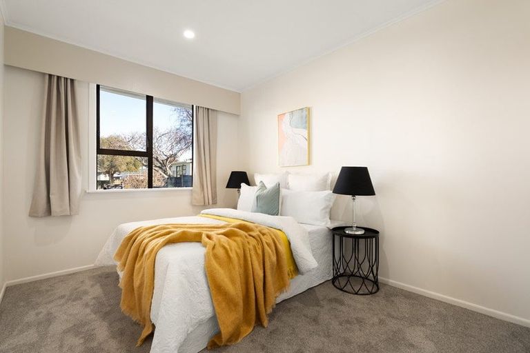 Photo of property in 11a Lomas Place, Manurewa, Auckland, 2102