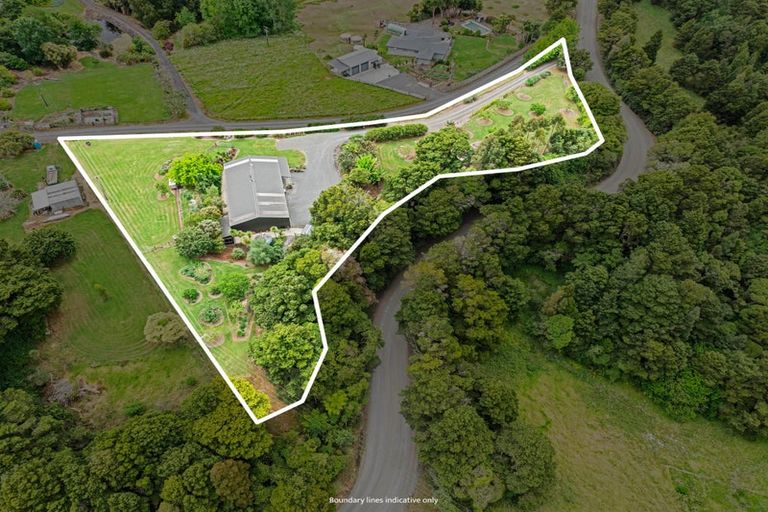 Photo of property in 84 Otuhi Road, Wheki Valley, Whangarei, 0179