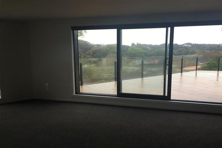 Photo of property in 67 Huatoki Street, Vogeltown, New Plymouth, 4310
