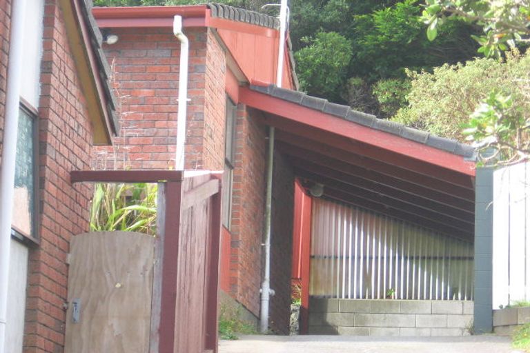 Photo of property in 43b Woodhouse Avenue, Karori, Wellington, 6012