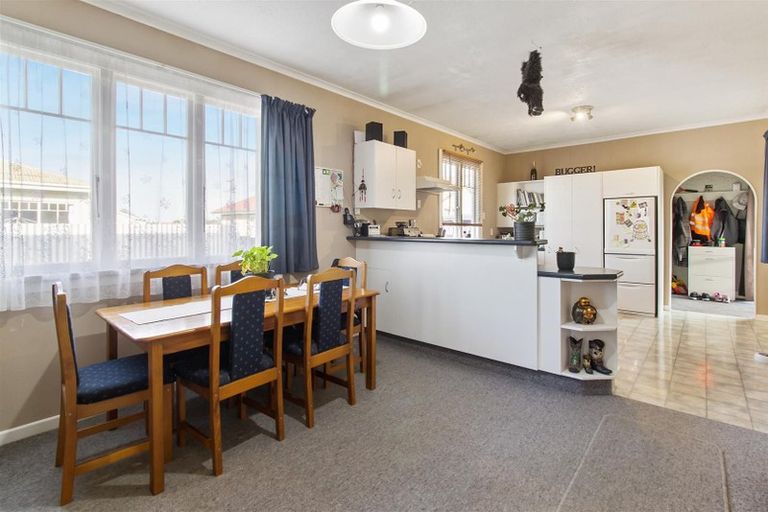 Photo of property in 69 High Street, Waimate, 7924