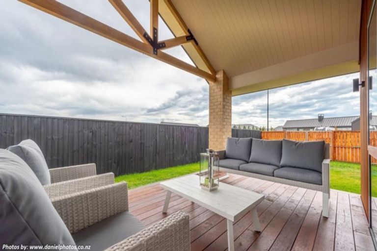 Photo of property in 23 Kingsdowne Drive, West Melton, 7618