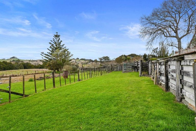 Photo of property in 190 Matakana Road, Warkworth, 0985