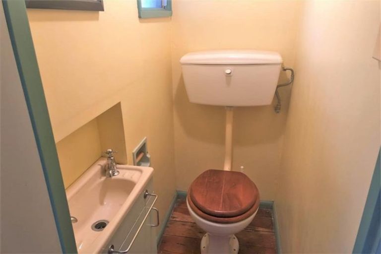 Photo of property in 1/21 Grande Vue Road, Hillpark, Auckland, 2102