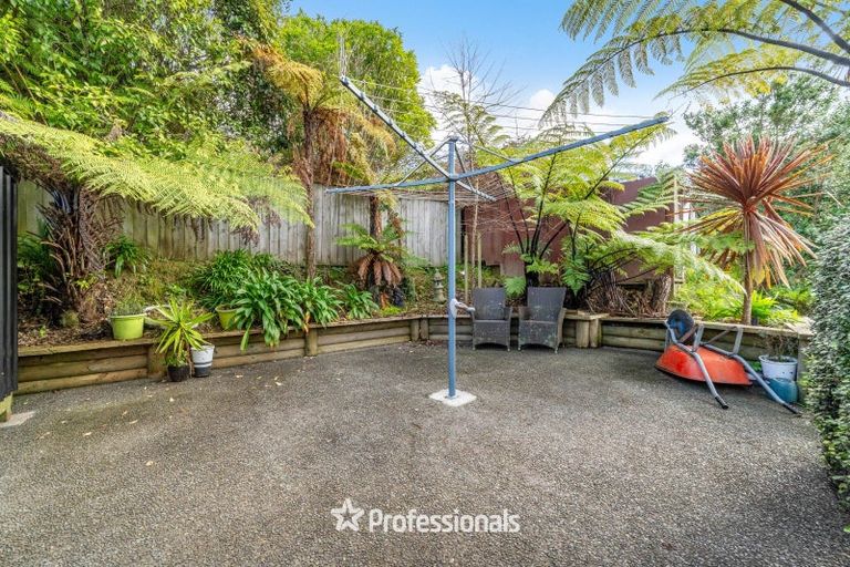 Photo of property in 33 Fenchurch Grove, Stokes Valley, Lower Hutt, 5019