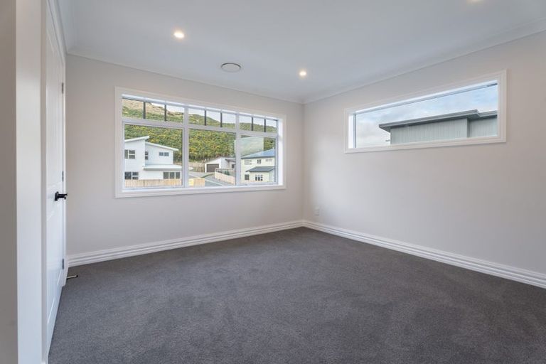 Photo of property in 28 Farnworth Terrace, Churton Park, Wellington, 6037