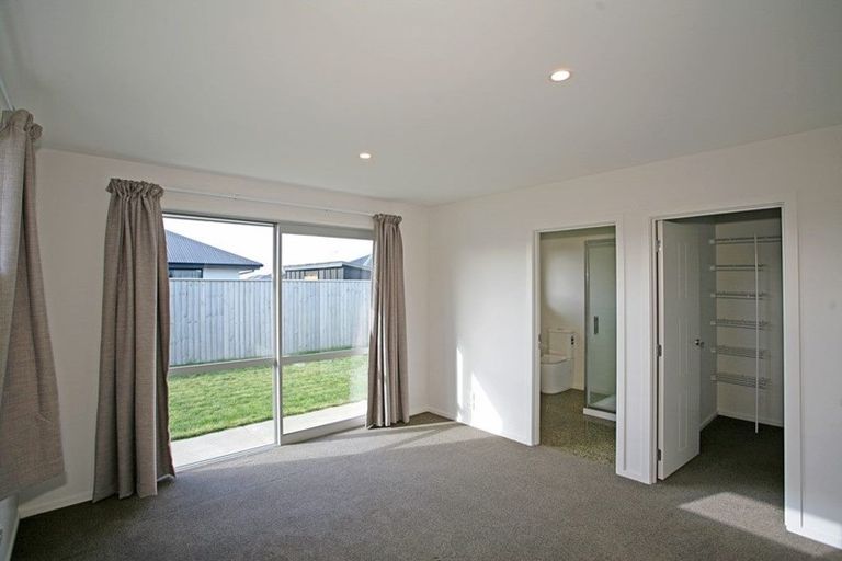 Photo of property in 24 Park Lane, Rolleston, 7614