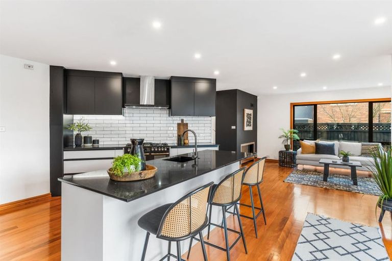 Photo of property in 15 Blarney Place, Casebrook, Christchurch, 8051