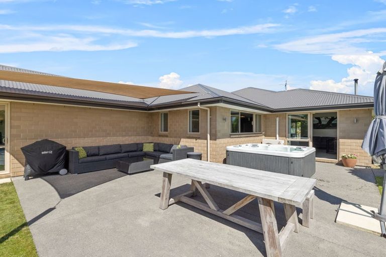 Photo of property in 19 Everest Way, Springston, 7616
