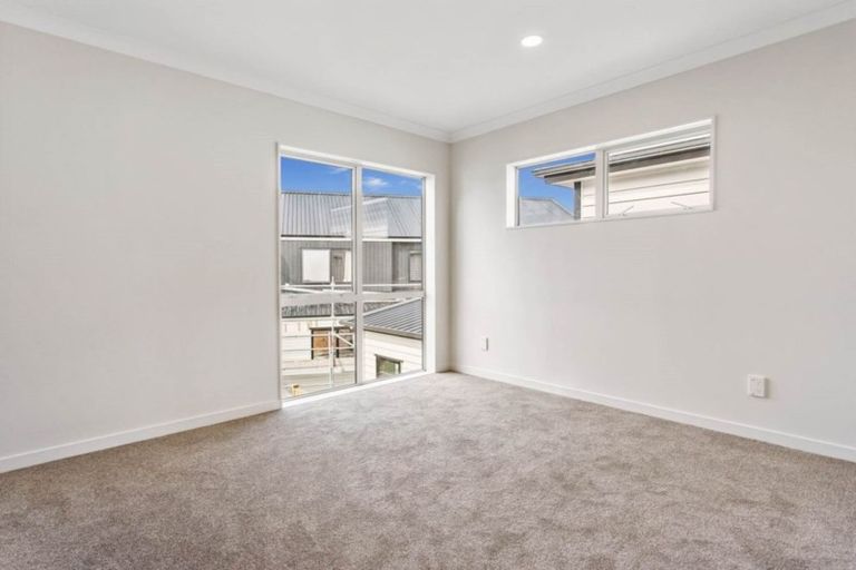 Photo of property in 54 Craigs Way, Hobsonville, Auckland, 0616