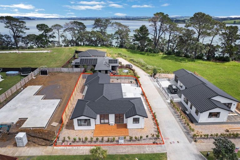 Photo of property in 14a Mclarin Road, Glenbrook, 2681