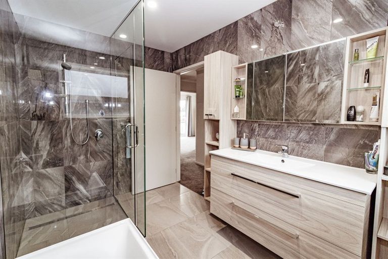 Photo of property in 98 Matai Street, Castlecliff, Whanganui, 4501