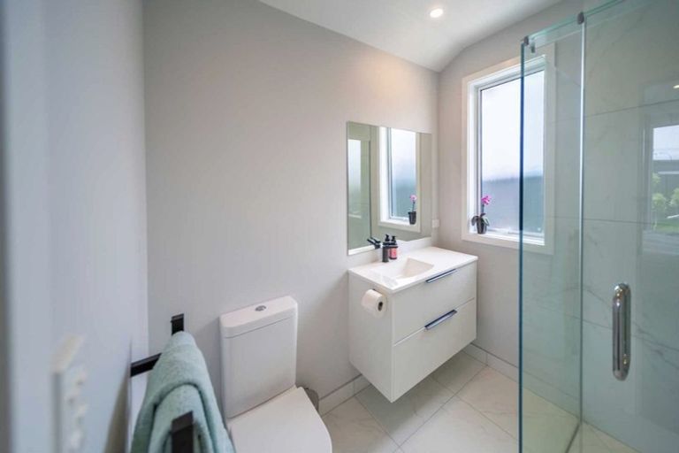 Photo of property in 3 Kaituna Place, Te Awa, Napier, 4110