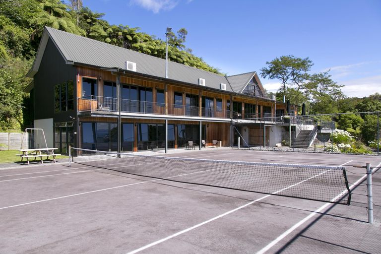 Photo of property in 23/88 Pukawa Road, Pukawa Bay, Turangi, 3381