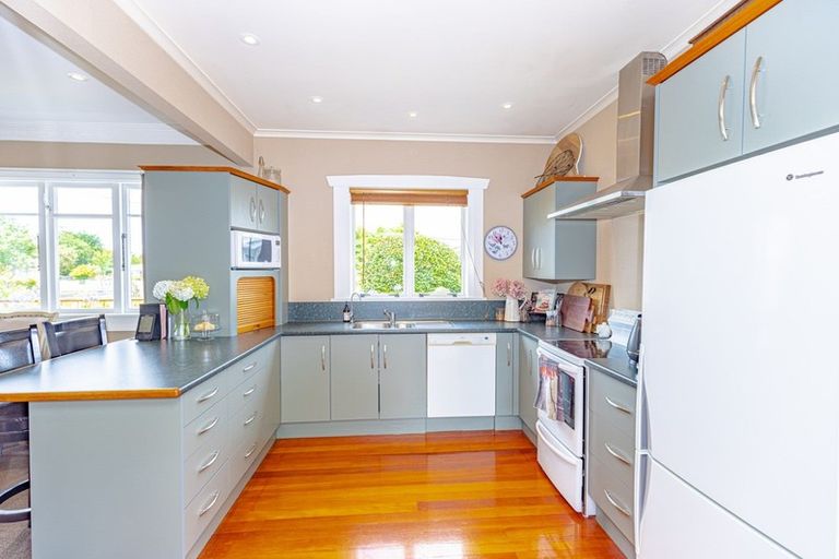 Photo of property in 16 Arthur Street, Pahiatua, 4910