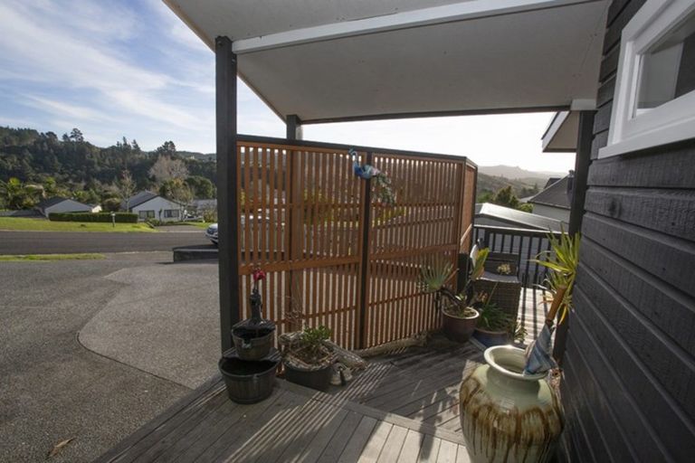 Photo of property in 124 Tirohanga Drive, Whangamata, 3620
