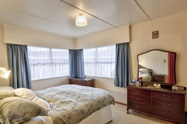 Photo of property in 11 Fairbrother Street, Carterton, 5713