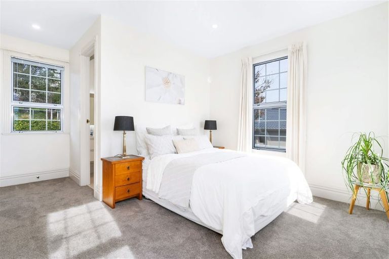 Photo of property in 37 Overdale Drive, Cashmere, Christchurch, 8022