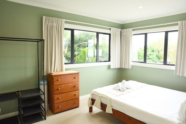 Photo of property in 171a Beach Haven Road, Beach Haven, Auckland, 0626