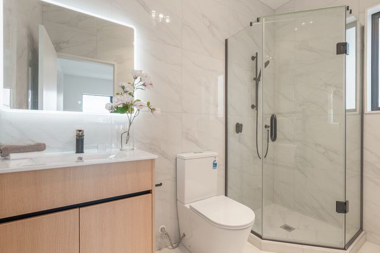 Photo of property in 30b Goodfellow Lane, Flat Bush, Auckland, 2019