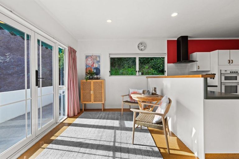 Photo of property in 9 Amner Place, Bluff Hill, Napier, 4110