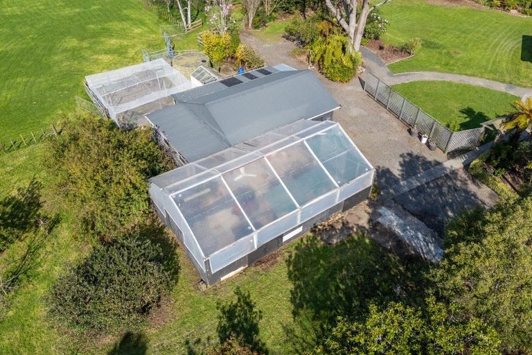 Photo of property in 15 Gleeson Road, Manakau, Levin, 5573