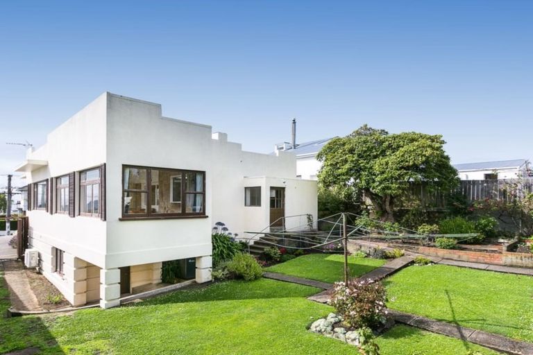 Photo of property in 68 Elgin Road, Mornington, Dunedin, 9011