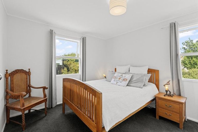 Photo of property in 9 Meads Place, Bulls, 4818