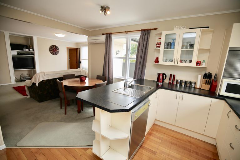 Photo of property in 65 Ranui Street, Dinsdale, Hamilton, 3204