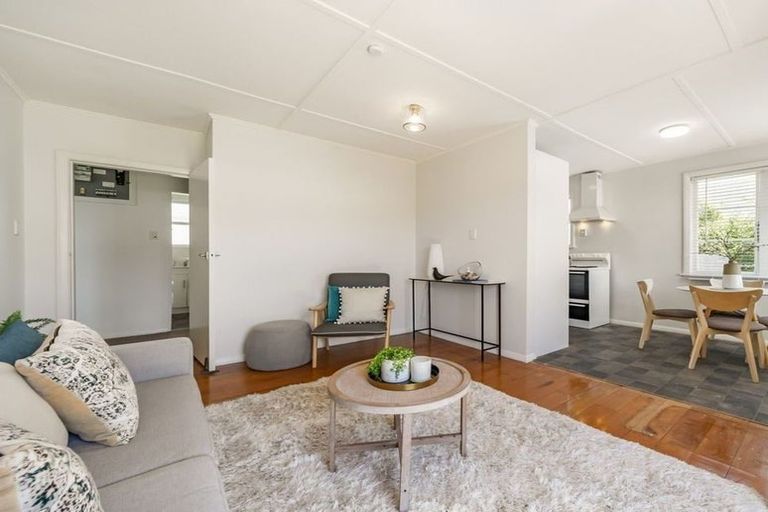 Photo of property in 28 Judd Crescent, Naenae, Lower Hutt, 5011