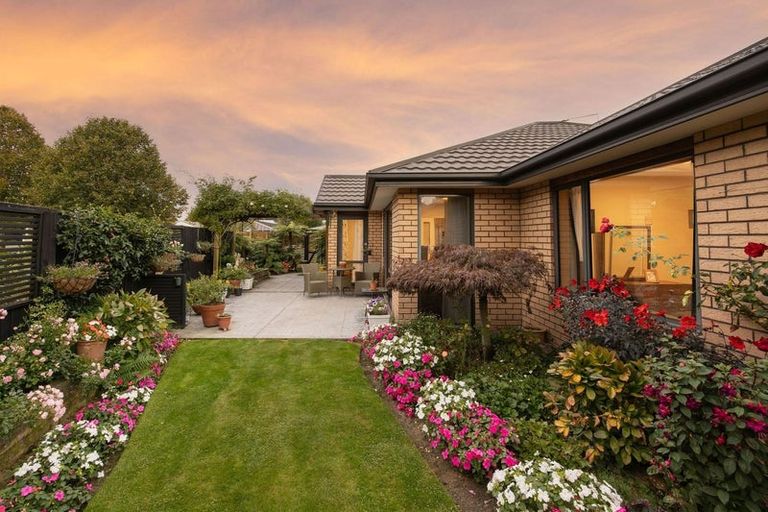Photo of property in 61 Grimseys Road, Redwood, Christchurch, 8051