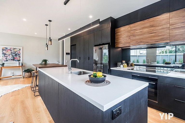 Photo of property in 3 Salmont Place, Kelburn, Wellington, 6012