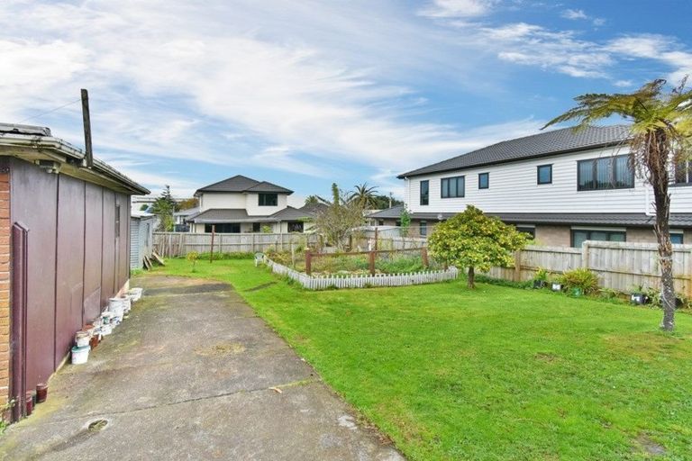 Photo of property in 3 Bridge Street, Papatoetoe, Auckland, 2025