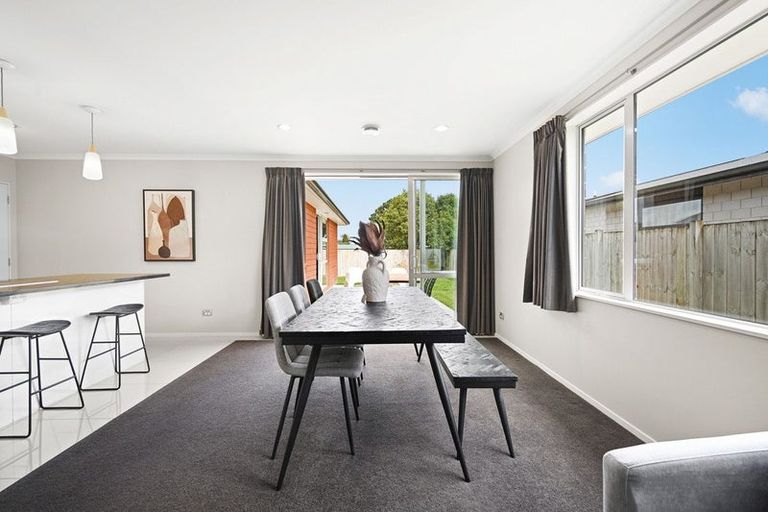 Photo of property in 33 Tupelo Street, Pukete, Hamilton, 3200