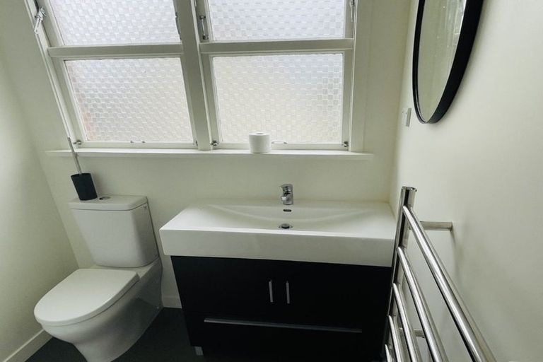 Photo of property in 50 Russell Street, Dunedin Central, Dunedin, 9016
