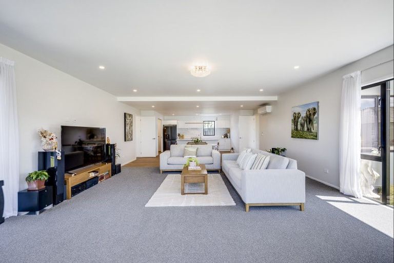Photo of property in 29 Wai Whatu Street, Meeanee, Napier, 4110