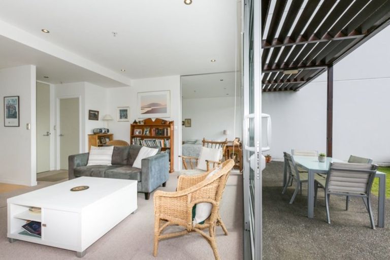 Photo of property in 102b/14 West Quay, Ahuriri, Napier, 4110