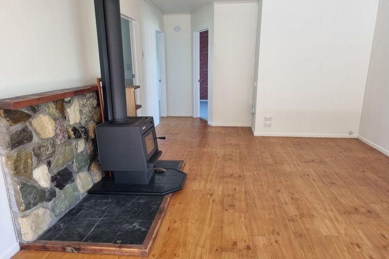 Photo of property in 47b-c Mcmaster Street, Greytown, 5712