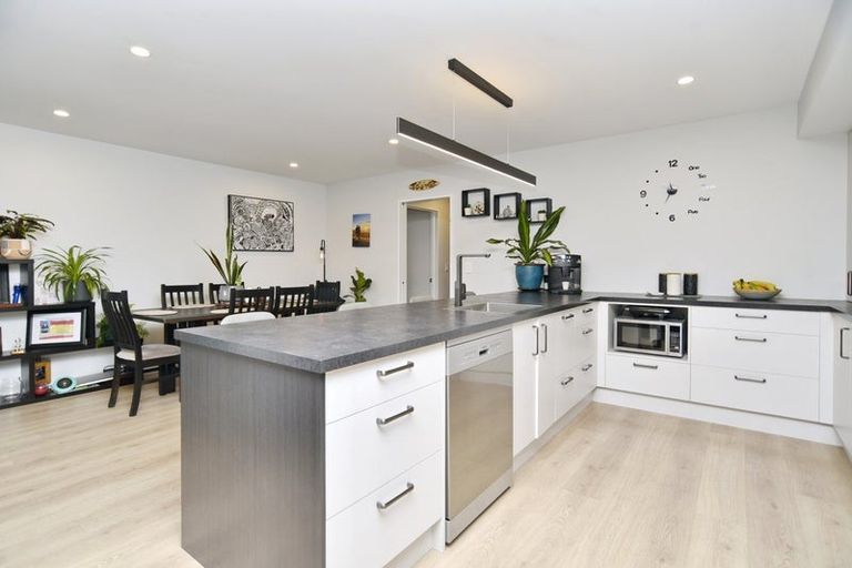 Photo of property in 8/21 Blakes Road, Belfast, Christchurch, 8051