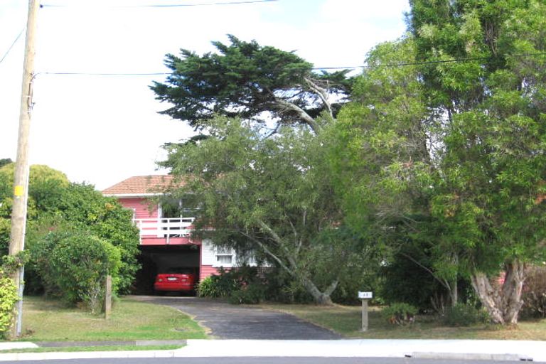 Photo of property in 10 Boler Place, New Lynn, Auckland, 0600