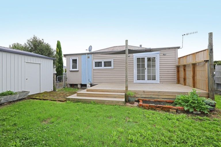 Photo of property in 1009 Beatty Street, Mayfair, Hastings, 4122