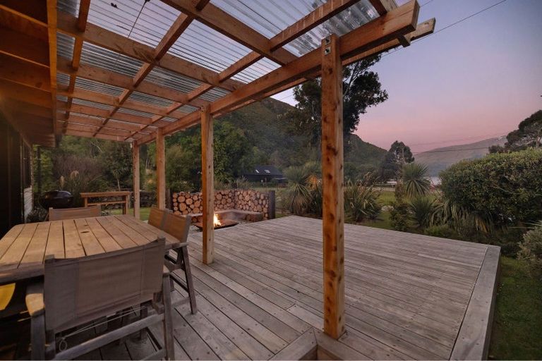 Photo of property in 15 Somerset Street, Kingston, Athol, 9793