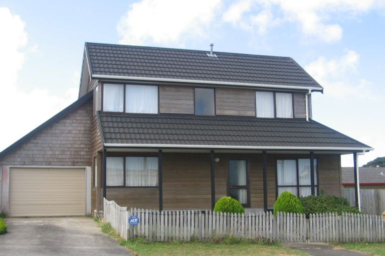 Photo of property in 2/6 Ashton Fitchett Drive, Brooklyn, Wellington, 6021