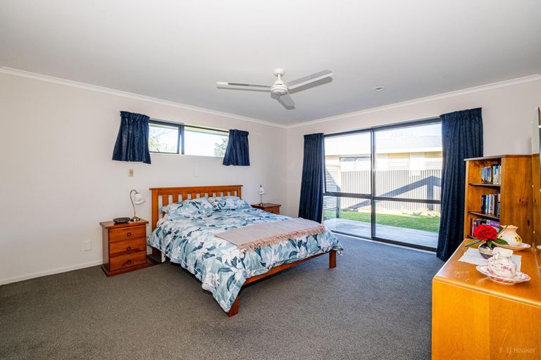 Photo of property in 10 South Terrace Road, Geraldine, 7930