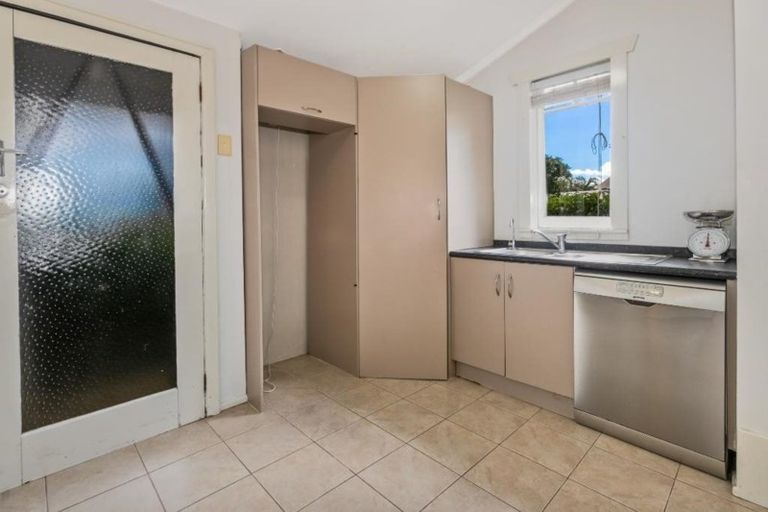 Photo of property in 46 Moa Road, Point Chevalier, Auckland, 1022
