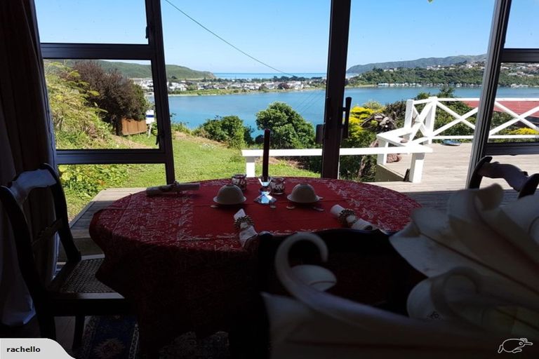 Photo of property in 63 Bayview Road, Paremata, Porirua, 5024